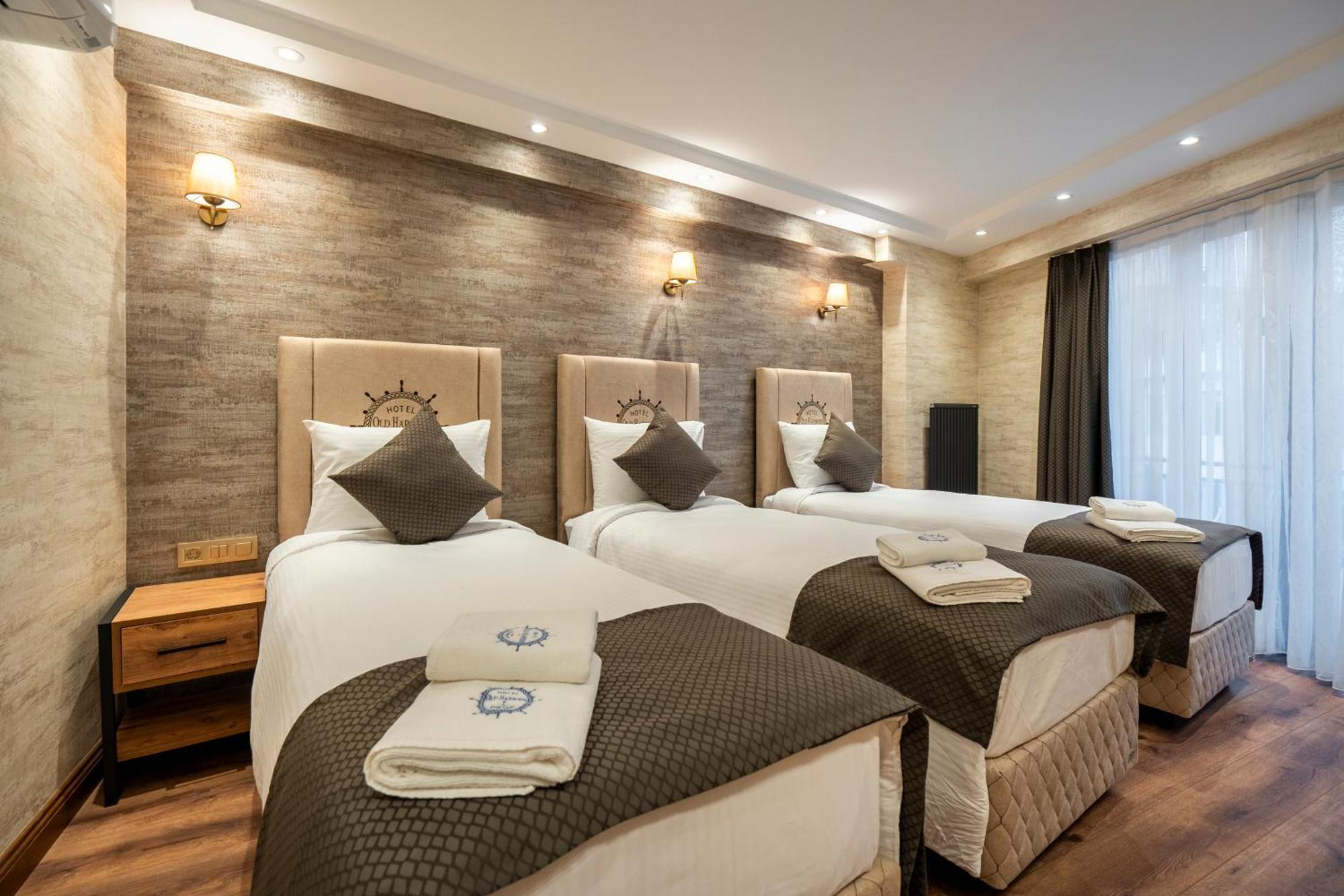 Old Harbour Otel